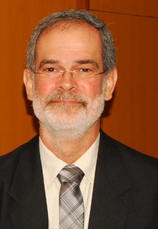 FERNANDO ANTÔNIO DE FREITAS CANTINHO